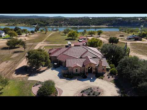 Видео: Дом на берегу озера Трэвис, Центральный Техас