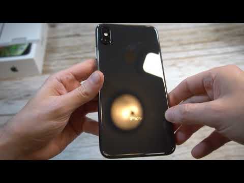 Видео: Распаковка и обзор iPhone XS Max в цвете «серый космос»