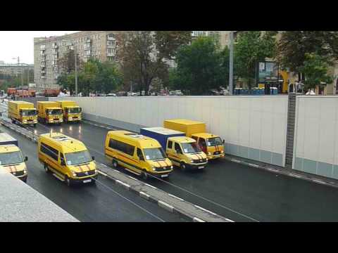 Видео: 11.09.2016 Первый Парад Городской Спец-Техники (часть 1)