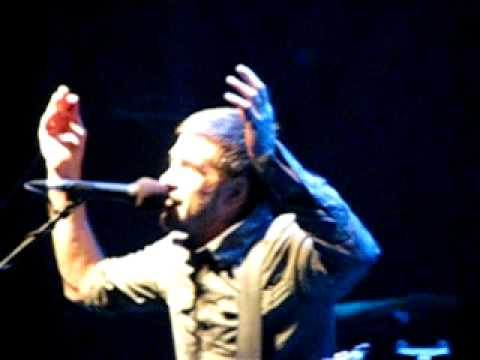 Видео: Сплин - Лабиринт. Клуб "Б1 MAXIMUM" 01.11.08.