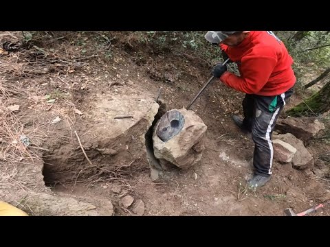 Видео: Мы открываем богатое золотом хранилище сокровищ, высеченное в скале!!!