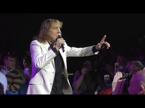 Видео: Александр Добрынин (экс Веселые ребята)   "Розовые розы"