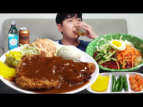 Видео: Свинья и джолмион (шпичные ноудлы) MUKBANG REALSOND ASMR EATINGSHOW