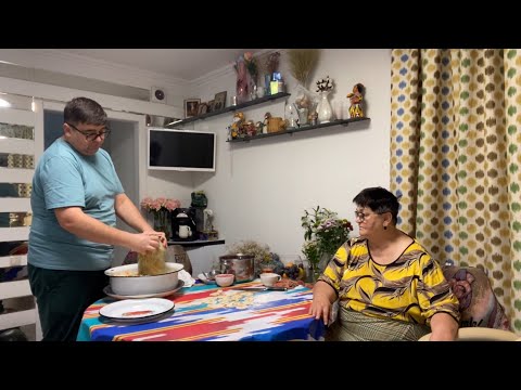 Видео: Капуста для вареников и пирогов готова, жарим лесные грибы с картошкой 