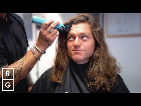 Видео: Его длинные волосы сбриваются! 😱 Самые безумные «до и после» на данный момент! Эпизод 21