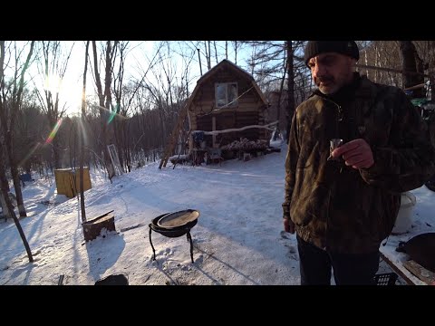 Видео: УХА ПО ФИНСКИ, ПЛОВ, ШАШЛЫКИ ИЗ РЫБЫ. ДЕНЬ РОЖДЕНИЯ В ТАЙГЕ ДАЛЬНЕГО ВОСТОКА.