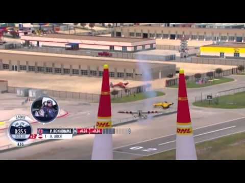 Видео: Red Bull Air Race 2014. Этап 6, Форт Ворт, США, 7 сентября.