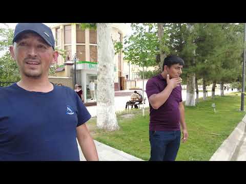 Видео: Улицы Самарканда и двор института — Samarqand ko'chasi va institut hovlisi