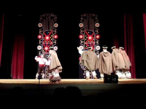 Видео: Коледари от Бабук - 5 години Ансамбъл БЪЛГАРАНИ