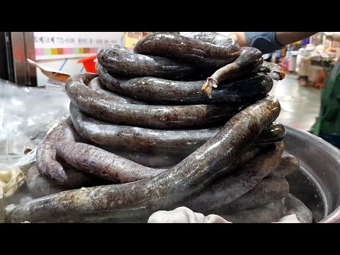 Видео: Корейская колбаса ручной работы SUNDAE / Кровяная колбаса - уличная еда Корея