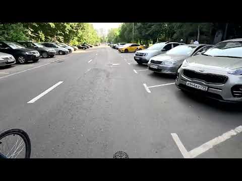 Видео: Катаю на фэтбайке по Зеленограду.И вдруг со мной решила познакомится девушка на велосипеде. Кто она?