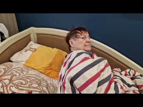 Видео: Мама РЕШИЛА ПРАЗДНОВАТЬ САМА