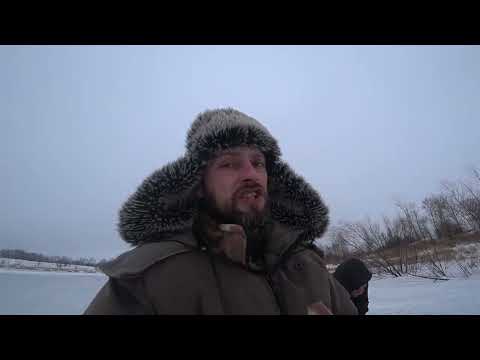 Видео: "Карась на "безмотылку". (На рыбалку с Дядей Ваней). Просто сумасшедший клев карася на мормышку.