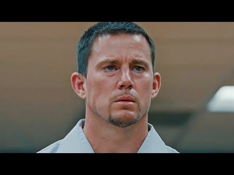 Видео: Мужчина ограбил 45 ресторанов McDonald’s и 180 ДНЕЙ прятался в МАГАЗИНЕ ИГРУШЕК [пересказ]