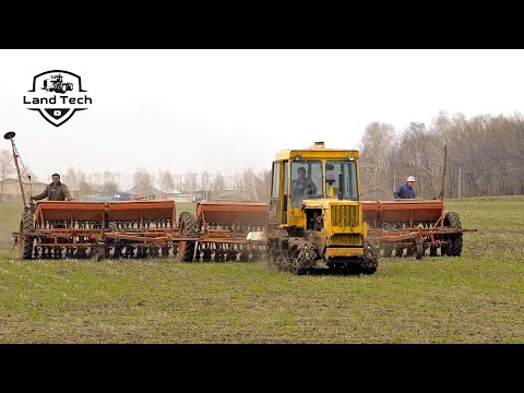 Видео: Подкормка озимых трактором ДТ-75МЛ "Казахстан" с сеялками СЗ-3,6! Сезон - 2022!