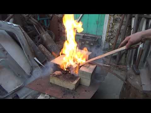 Видео: Пробуем ковать ножи для почвофрезы.