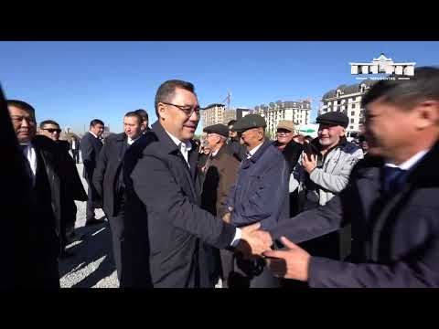 Видео: Президент Садыр Жапаров “Ынтымак” турак жай комплексинин курулушуна “мезгил кутусун” салды.