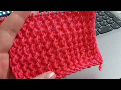 Видео: 👍🔥НЕОБЫЧНЫЙ УЗОР спицами. Интересная Техника Вязания