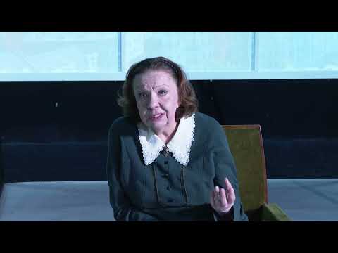 Видео: МХТ им. А.П. Чехова. Спектакль "Говорит Москва"