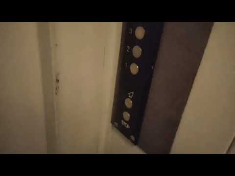 Видео: Лифт на Дерибасовской 12 (центральный подъезд)