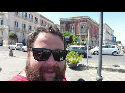 Видео: Вот это да! Ненастоящие мужики ходят по Сиракузам! Чтоб меня!
