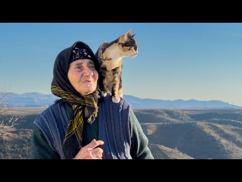 Видео: Настоящая деревенская жизнь кочевников | Бабушка готовит уникальный рецепт | Кавказский образ жизни