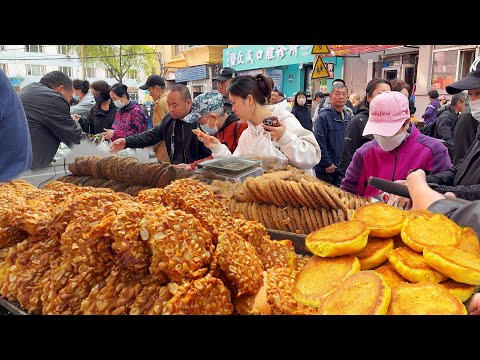 Видео: Утренний рынок Харбина на северо-востоке Китая. Праздник еды в 7 часов вечера, уличные закуски