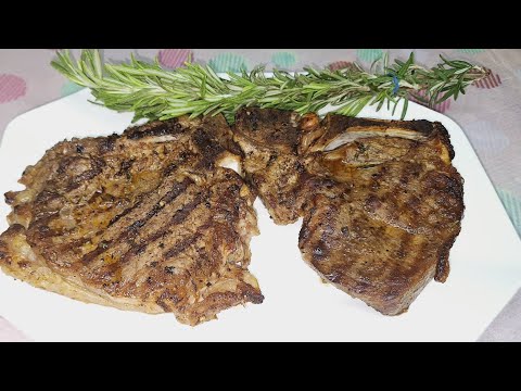 Видео: СОЧНЫЙ СТЕЙК ИЗ ГОВЯДИНЫ ЗАПЕЧЁННЫЙ В ДУХОВКЕ. МЯСО ТАЕТ ВО РТУ