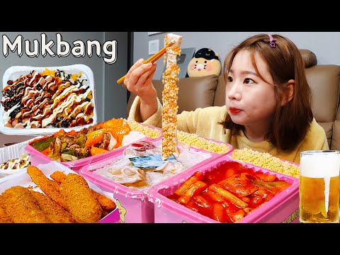 Видео: Sub)Real Mukbang- 3 вида ттокпокки со звездами⭐ Острый, Сливочный, Розовый соус🥘 Жареная пища🥟 ASMR