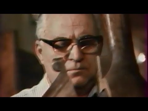 Видео: Майстер Микола Прокопенко про кобзу, 1989