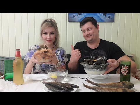 Видео: МУКБАНГ МОРСКИЕ деликатесы с ПИВКОМ 🦪🦐🍻 | Отмечаем МУЖСКОЙ ДЕНЬ ⭐ и наслаждаемся ВКУСНЯХАМИ 😋