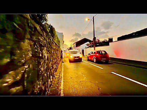 Видео: Я решила пойти погулять в кросовках по незнакомым улицам, домой бежала БОСИКОМ со скоростью лани)))