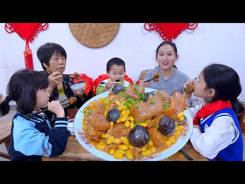 Видео: Богатый урожай сои, соя, тушенная со свиными ножками, мягкая и вкусная, такая заманчивая.