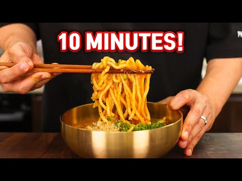 Видео: Лучше, чем Рамюн! Корейский суп с лапшой Кочуджанг, Чан Калгуксу