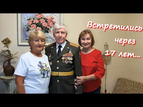 Видео: Vlog. Брат сестре показывает Москву, а я ношусь с Авито посылками. Прогулка по Рождественке