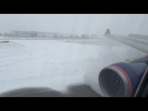 Видео: Аэрофлот • Airbus A330-343X • RA-73788 • Жесткая посадка в Пулково в снежную бурю