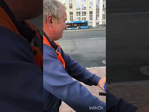 Видео: Вот так забираем с адресов ретро холодильники,холодильник зил куплен в Риге в 1967 году полковника