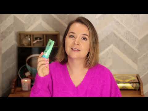 Видео: ЧИСТАЯ ЛИНИЯ || Разбираем СОСТАВы косметики || Честый обзор