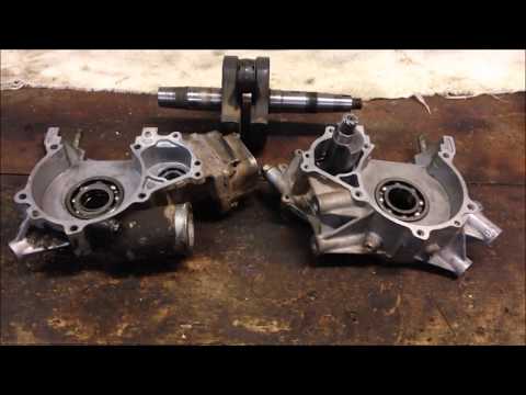 Видео: Шаг 4: Как установить половинки корпуса коленчатого вала на нижнюю часть двигателя Polaris 2 Stro...