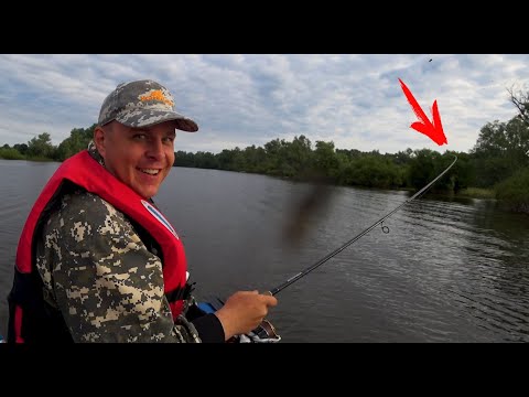 Видео: РЫБАЛКА С НОЧЕВКОЙ. ОТДЫХ НА ПРИРОДЕ.  СУЗУН. МАЛЫШЕВО. Протока ЗАЛОМНАЯ Открытие после запрета 2020
