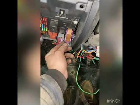 Видео: Полная замена мотора печки Фиат Альбеа