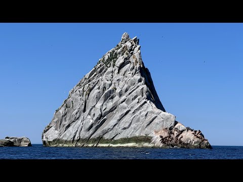 Видео: Озеро Мухтеля. Экспедиция на край земли. Часть четвертая - остров Меньшикова.