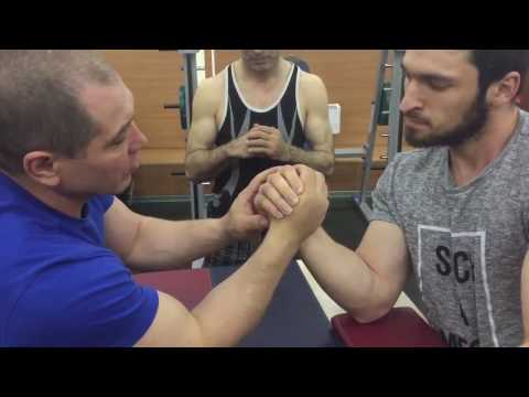 Видео: armwrestling. Секреты "Верха" от Абдулы Эльдарова, 9-ти кратного чемпиона мира.