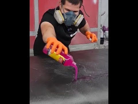 Видео: Наношу смывку краски на защитное покрытие "раптор"! Проверим, как раптор такое выдержит!