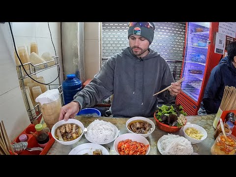Видео: Лучший и самый большой Бун Ча в Ханое 🇻🇳