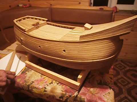 Видео: постройка парусника, флейт, обшивка корпуса.