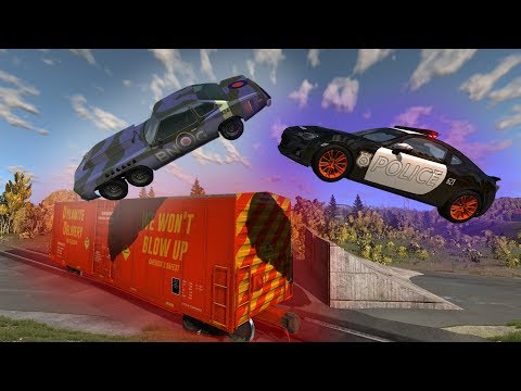 Видео: СУМАСШЕДШИЕ ПОЛИЦЕЙСКИЕ ПОГОНИ! КРАШ ТЕСТ! КТО ОСТАНЕТСЯ ЦЕЛЫМ? Beamng drive. Гоша.