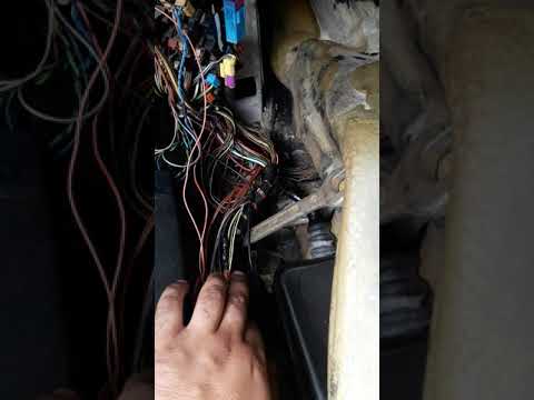 Видео: Не работают стеклоподъемники на Audi A6 C5