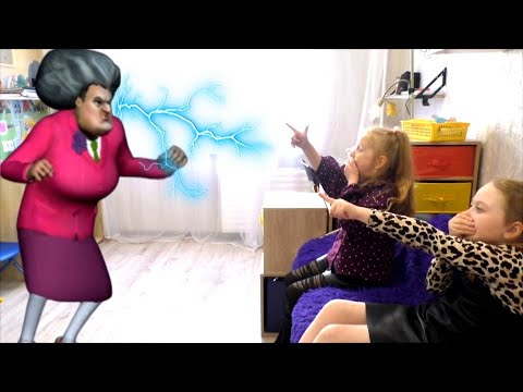 Видео: Училка Мисс Ти пришла в наш мир! Прохождение Scary teacher 3D: уровень с модельной походкой!