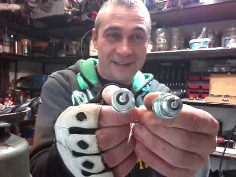 Видео: КАКВИ са СВЕЩИТЕ при двигателите на косачките BCS